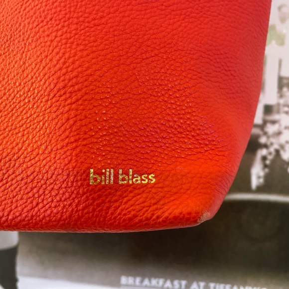 bill blass beautiful bag - Picture 2 of 5